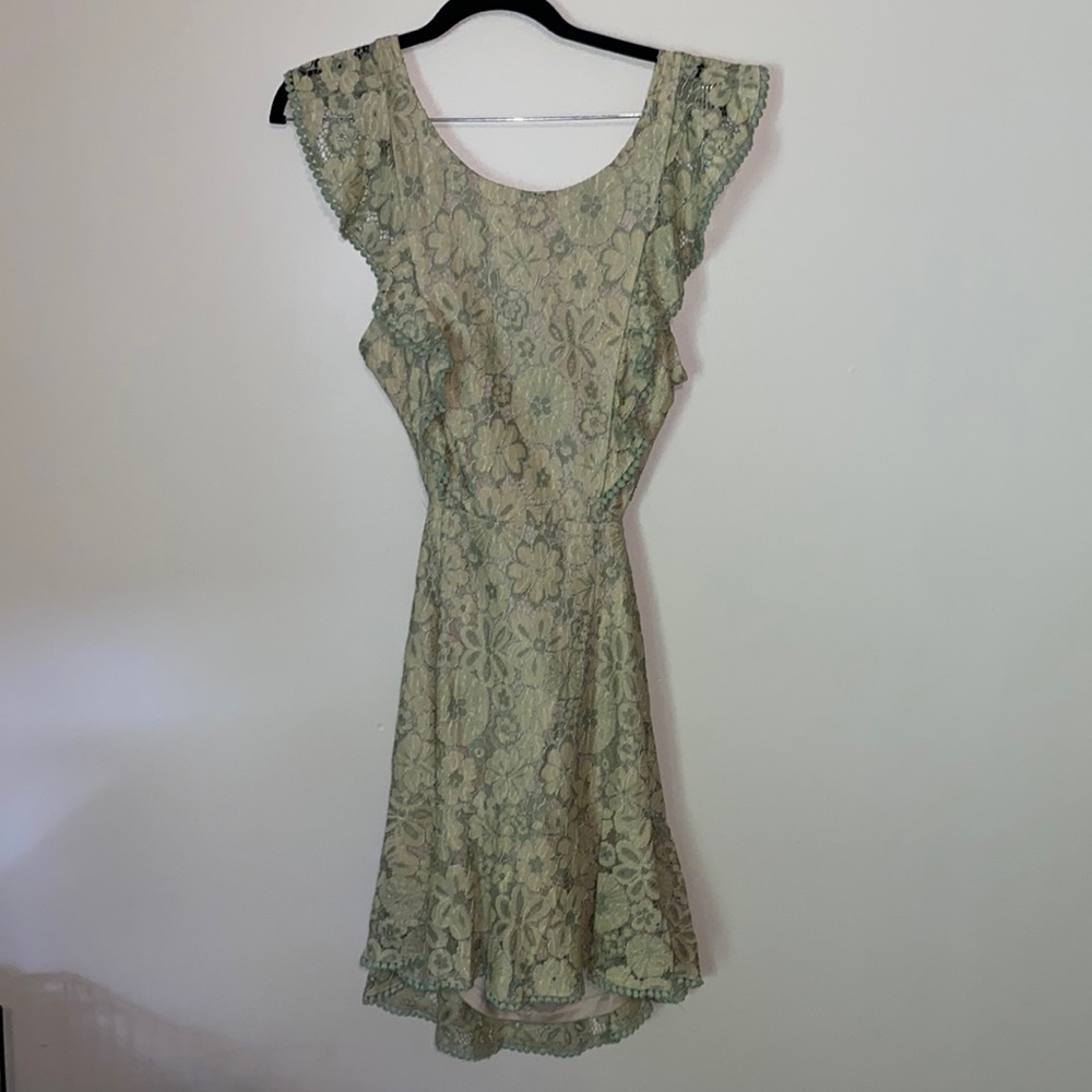 NEWwtags Selfie Leslie Jackie Floral Lace Dress ruffle cutout olive green medium